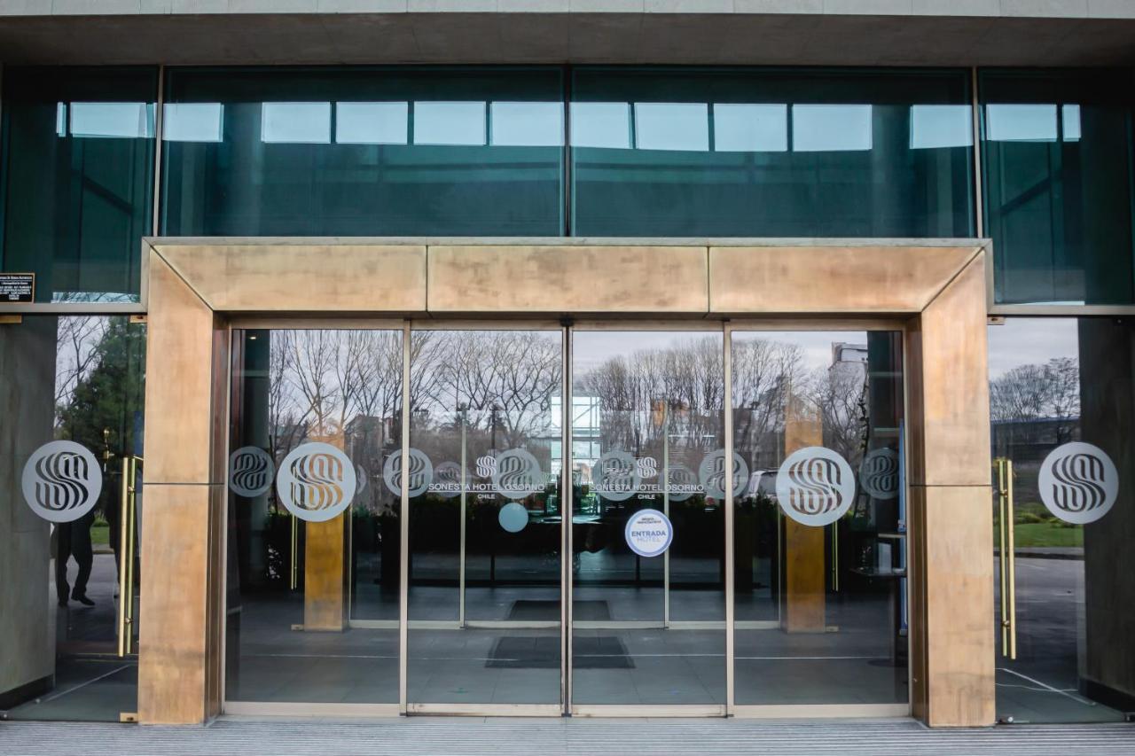 Sonesta Hotel Osorno Esterno foto Entrance to the National Museum of the Marine Corps