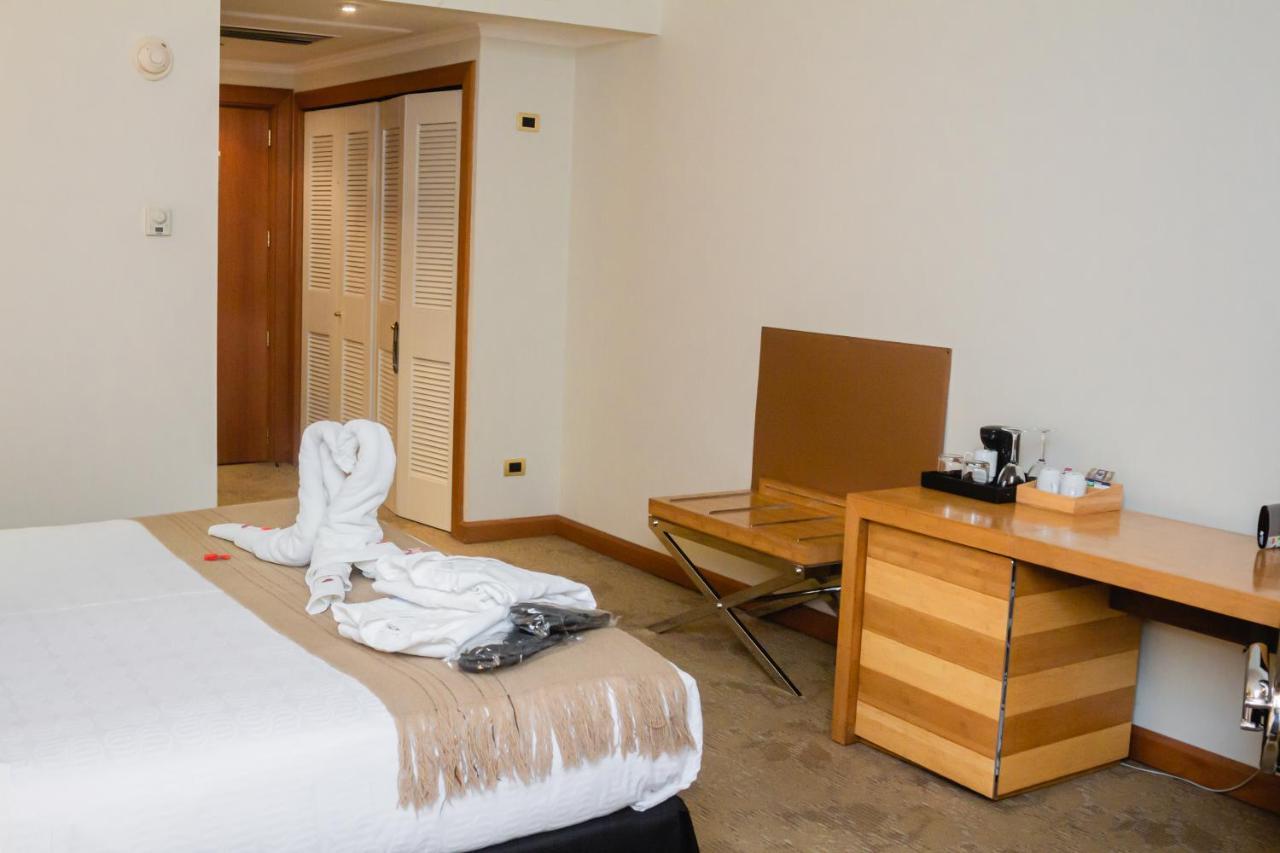 Sonesta Hotel Osorno Esterno foto A room at the hotel